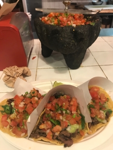 Los Tacos No 1